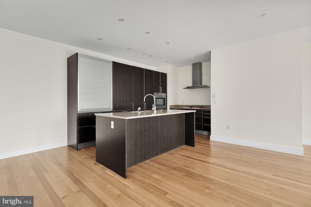 3303 WATER STREET NW Unit: 5H