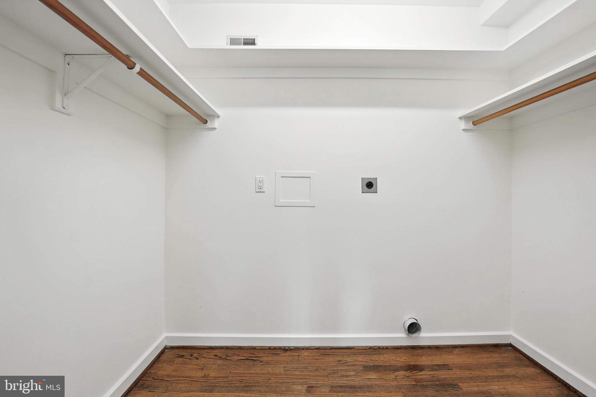 6702 OREGON AVENUE NW