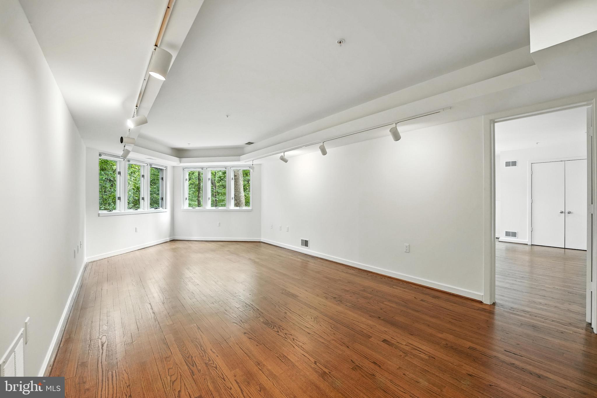 6702 OREGON AVENUE NW