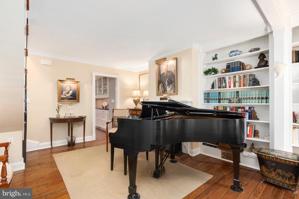 1609 34TH STREET NW