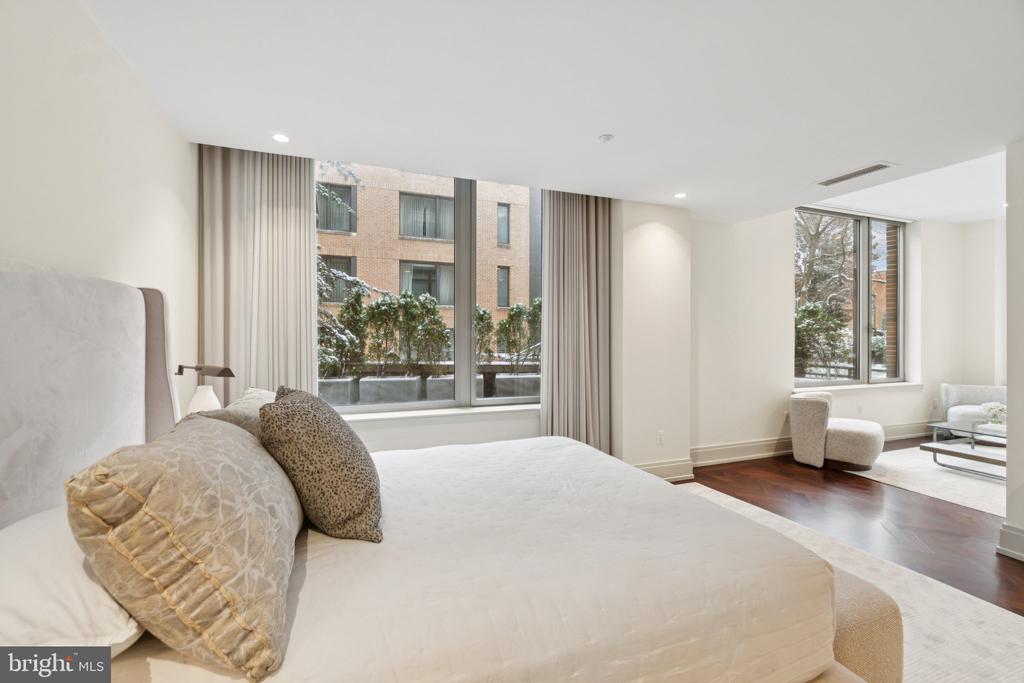 3150 SOUTH STREET NW Unit: 1A