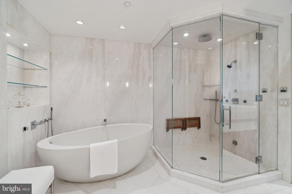 3150 SOUTH STREET NW Unit: 1A