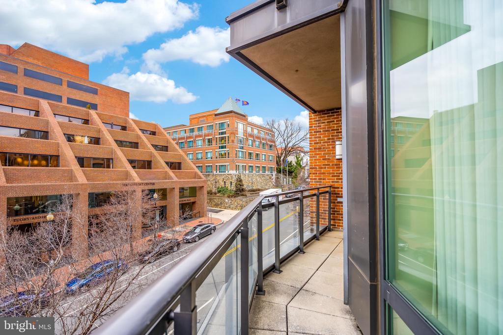 3150 SOUTH STREET NW Unit: 1A
