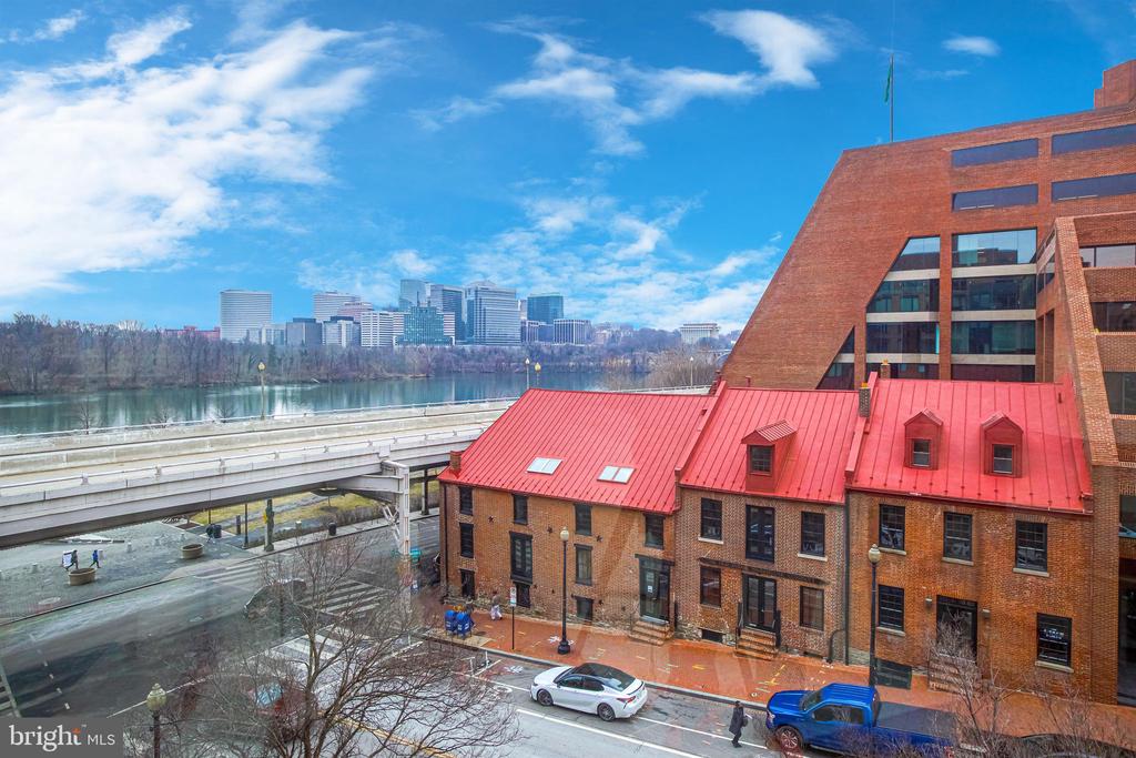 3150 SOUTH STREET NW Unit: 1A