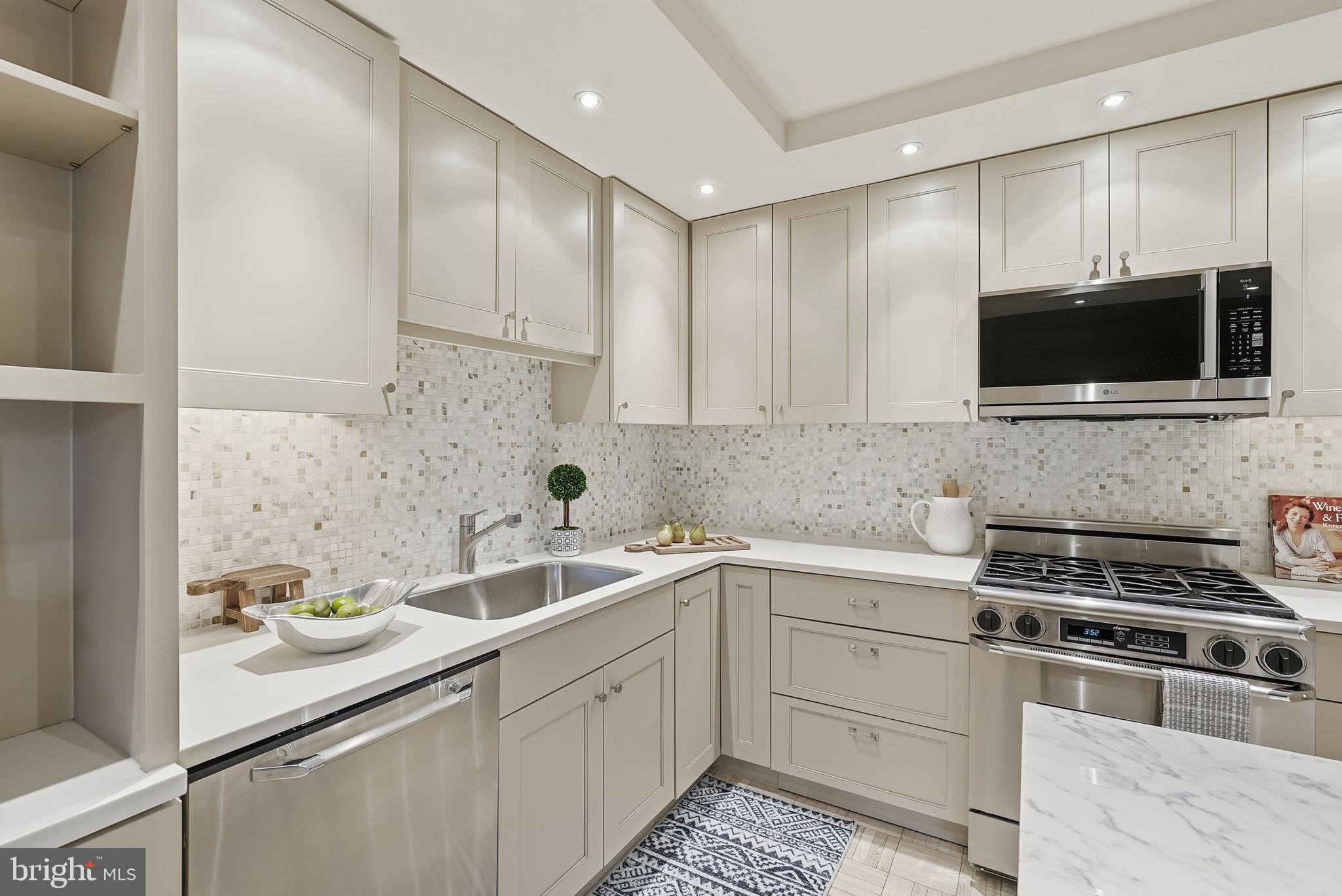 2475 VIRGINIA AVENUE NW 325/326