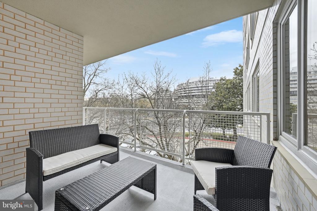 2475 VIRGINIA AVENUE NW 325/326