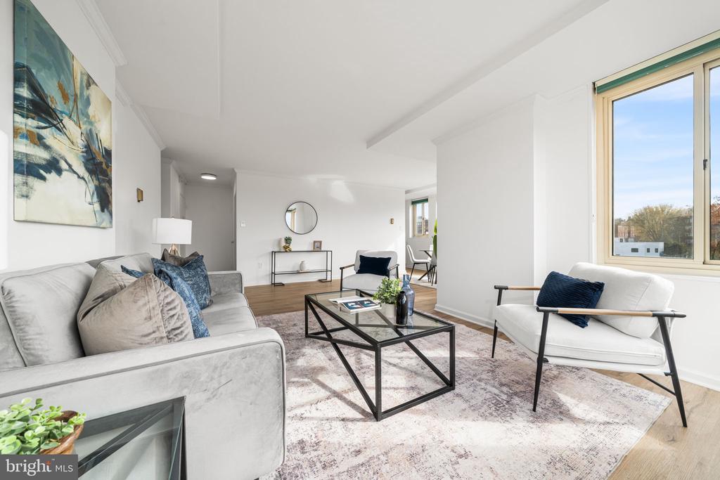 4000 TUNLAW ROAD NW Unit: 811