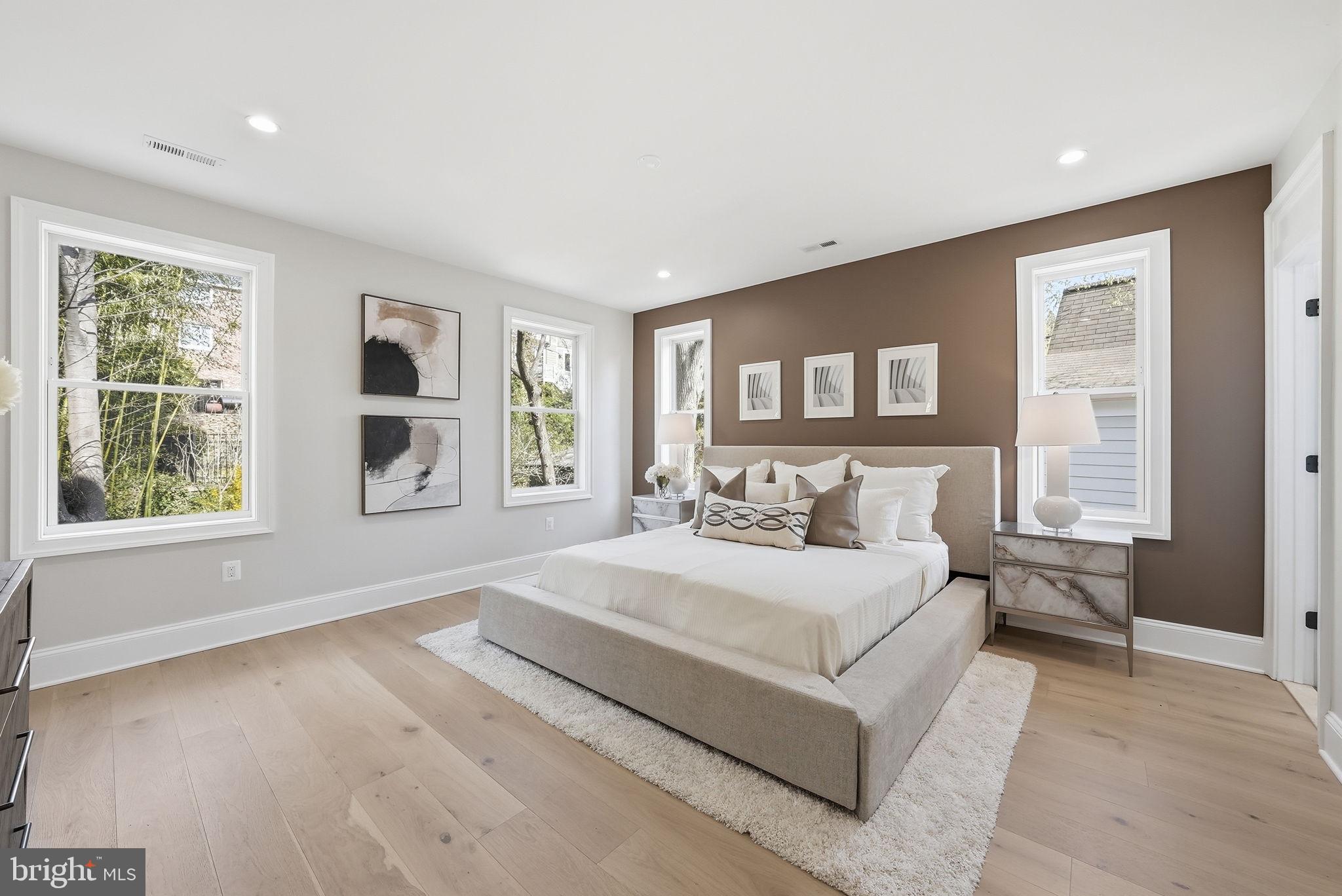 5047 MACARTHUR BOULEVARD NW