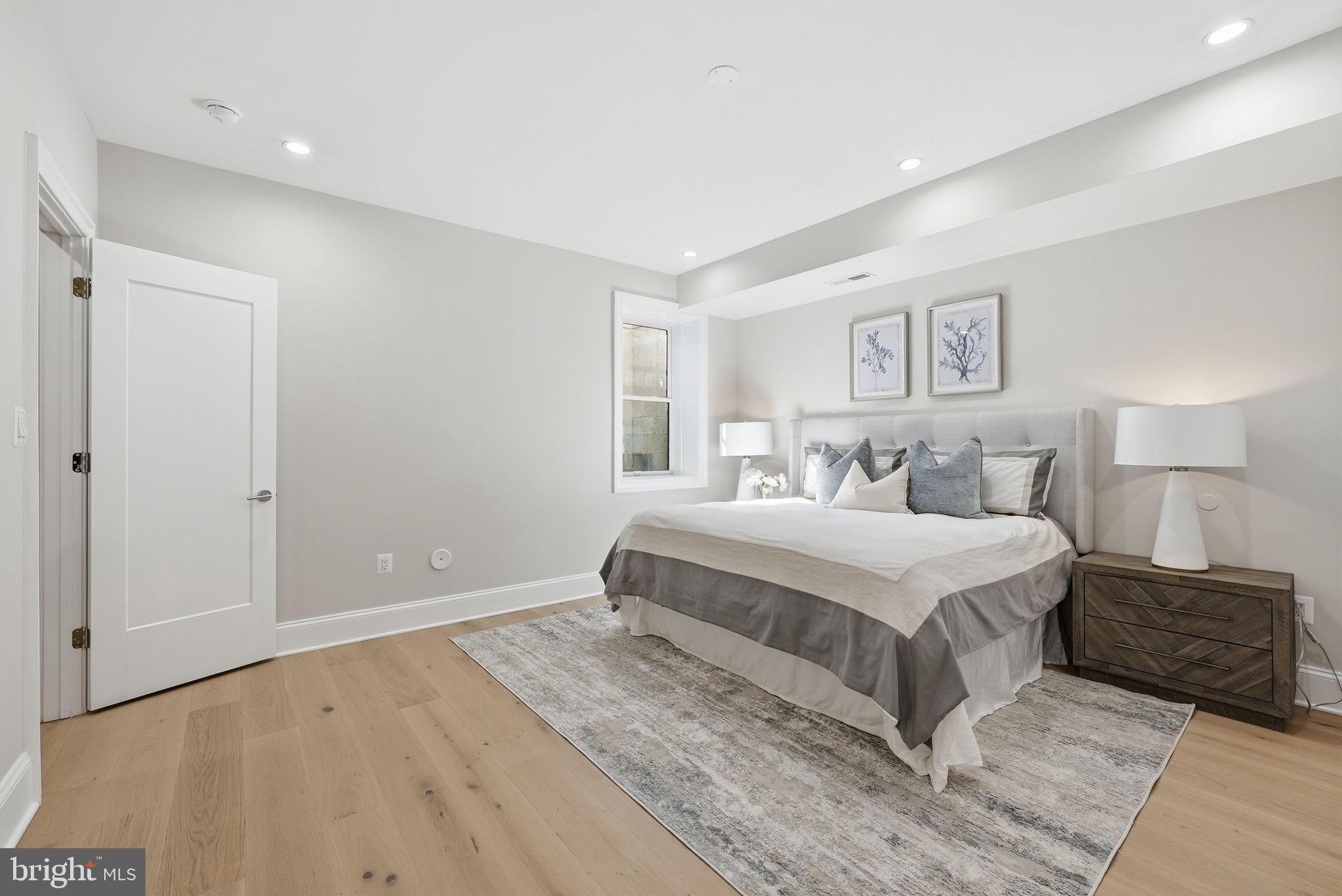 5047 MACARTHUR BOULEVARD NW