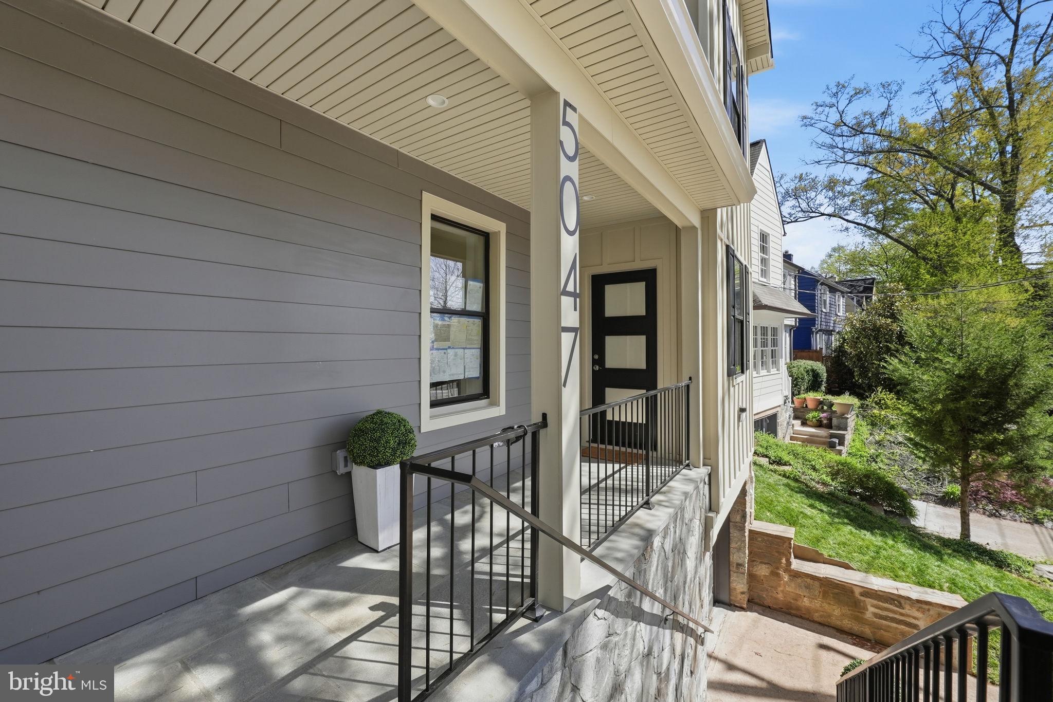 5047 MACARTHUR BOULEVARD NW