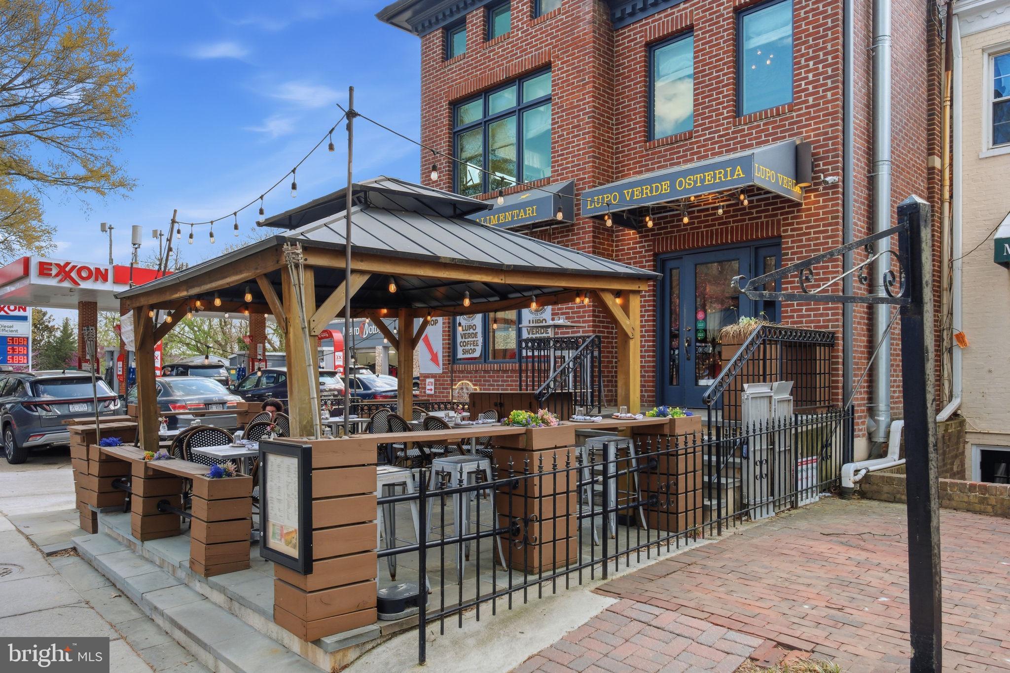 5047 MACARTHUR BOULEVARD NW