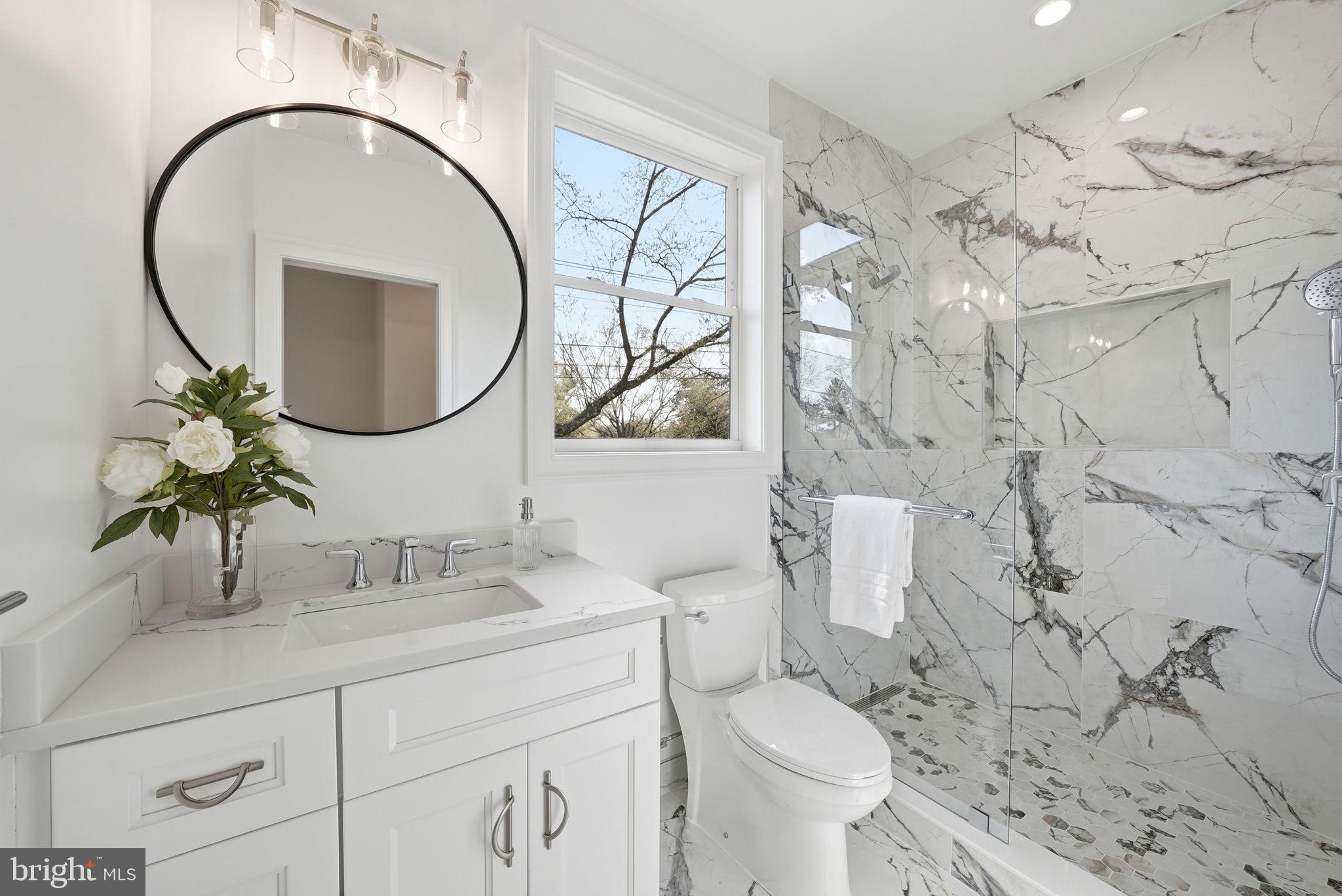 5047 MACARTHUR BOULEVARD NW