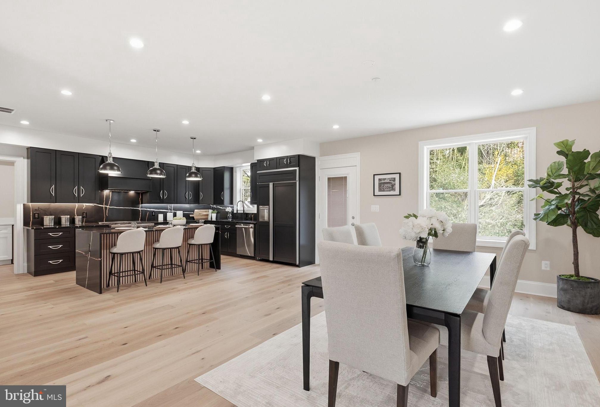 5047 MACARTHUR BOULEVARD NW