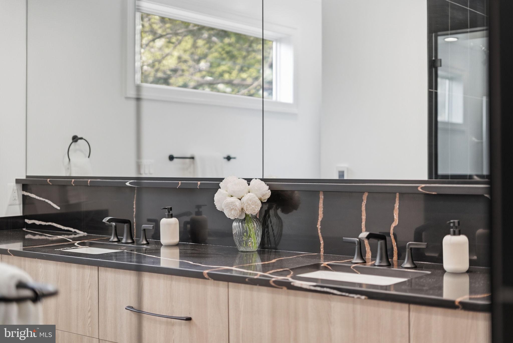 5047 MACARTHUR BOULEVARD NW