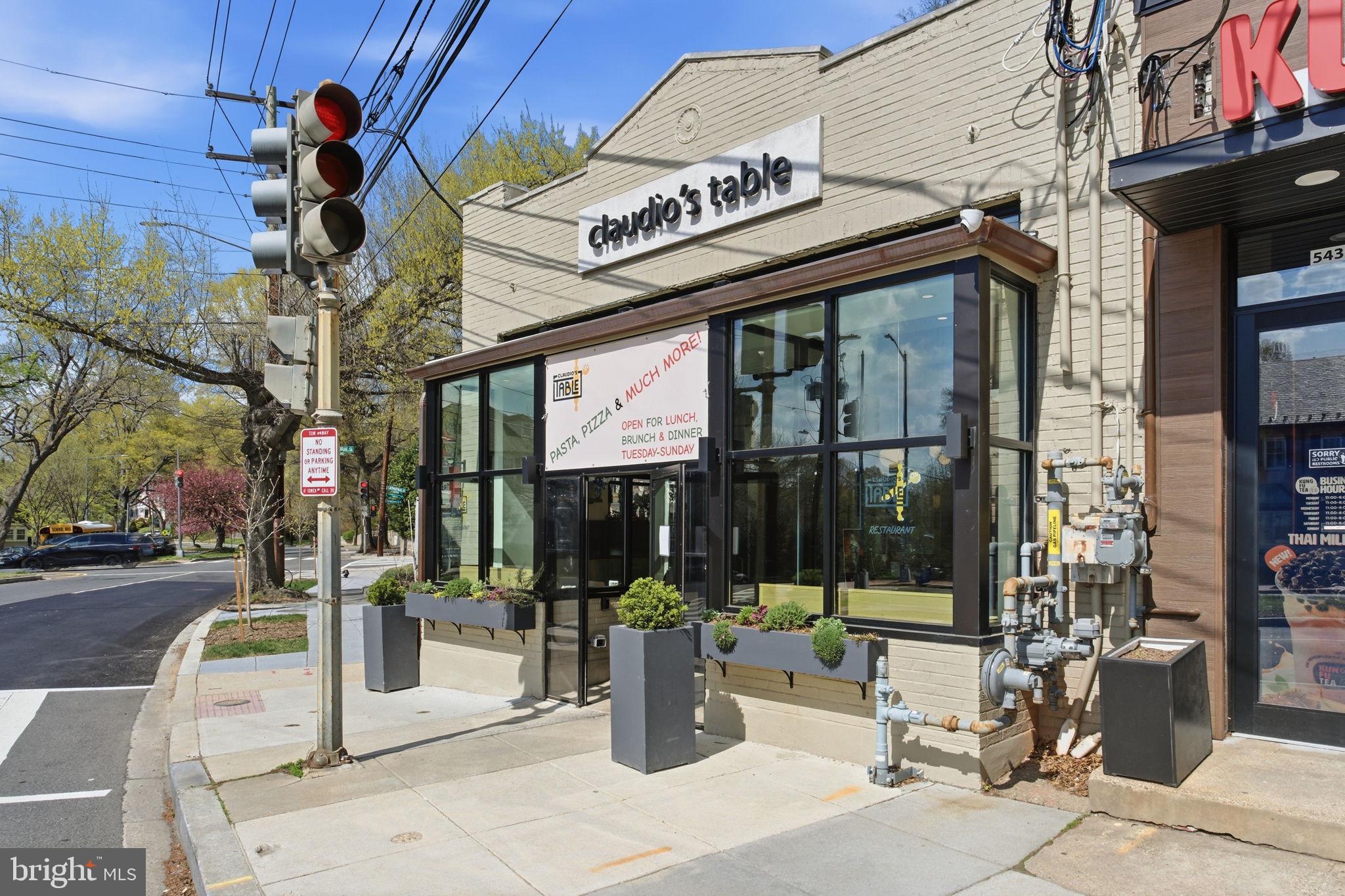 5047 MACARTHUR BOULEVARD NW