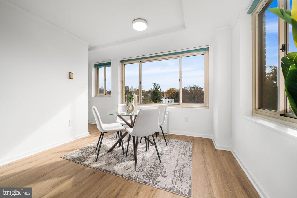 4000 TUNLAW ROAD NW 811