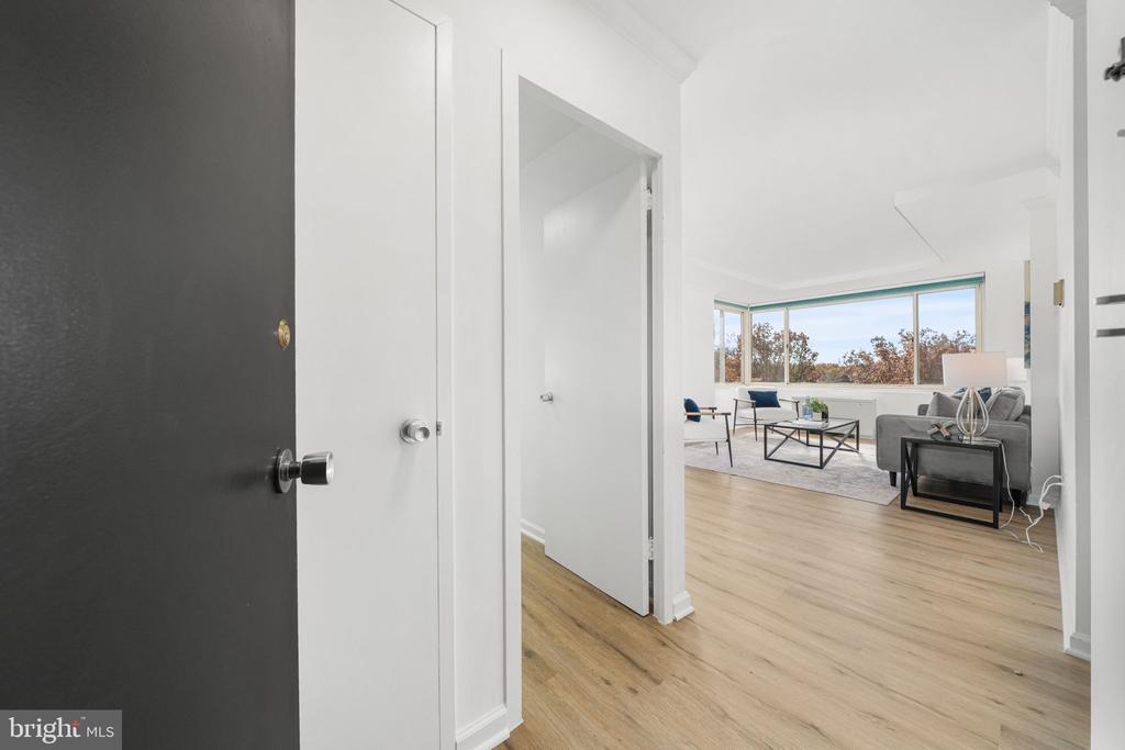 4000 TUNLAW ROAD NW 811