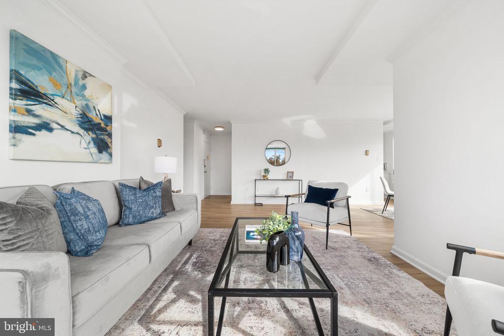 4000 TUNLAW ROAD NW 811