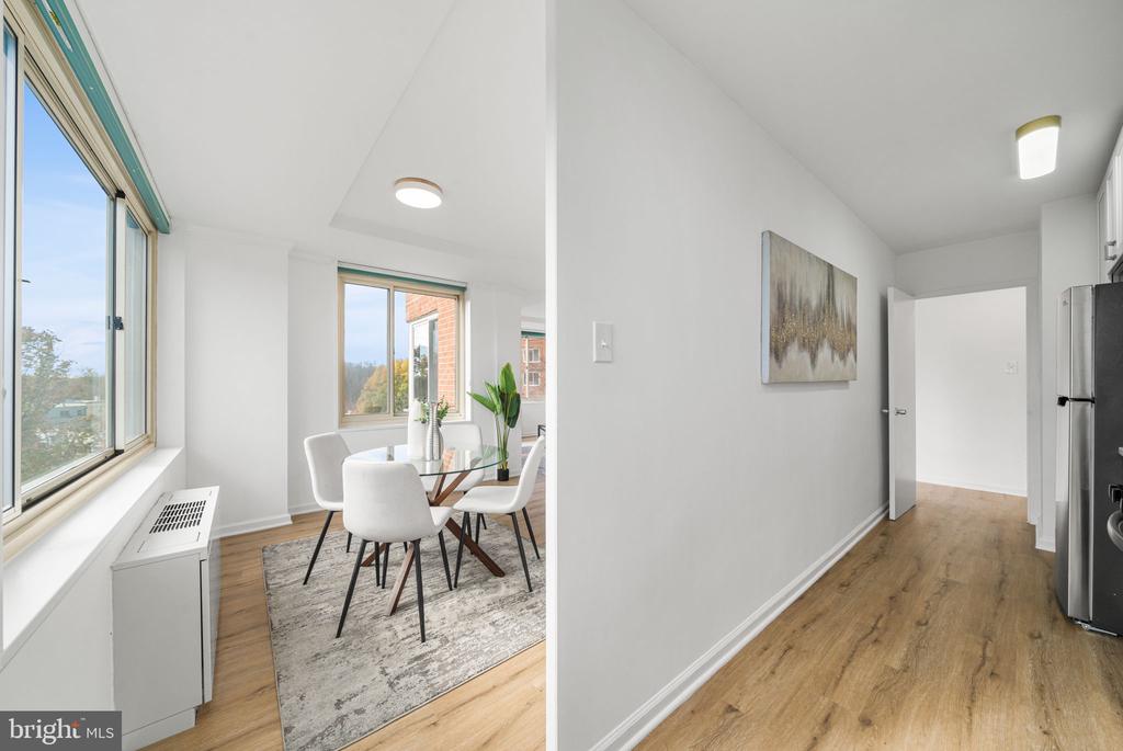 4000 TUNLAW ROAD NW 811