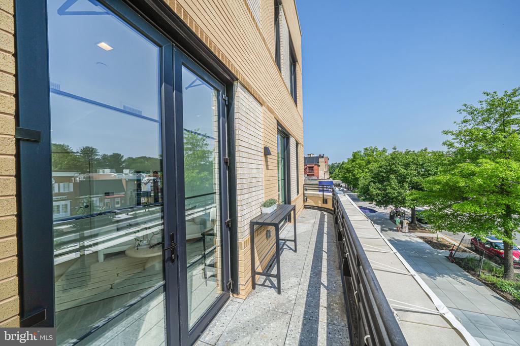 2901 NEWARK ST NW