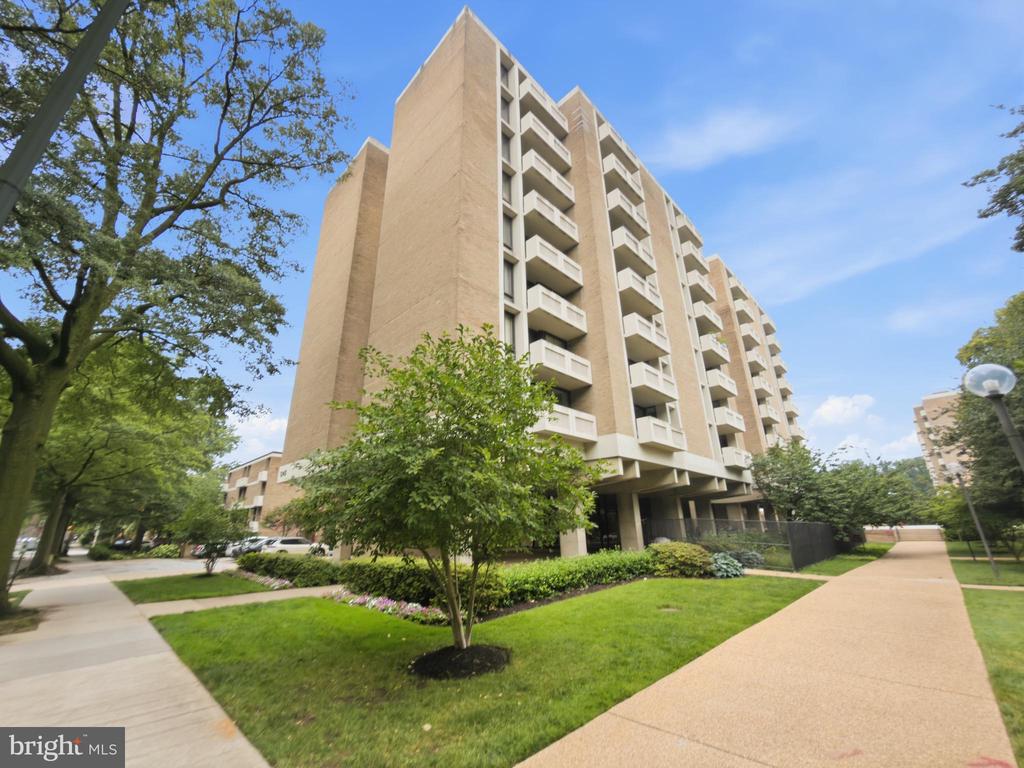 1245 4TH STREET SW Unit: E301