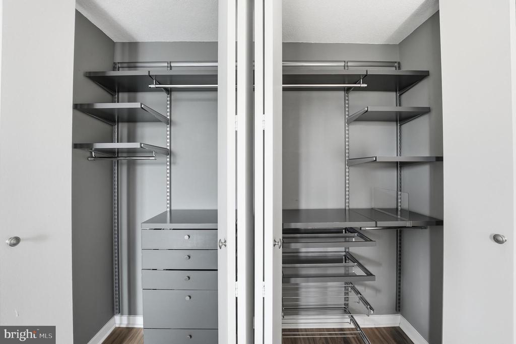 1245 4TH STREET SW Unit: E301