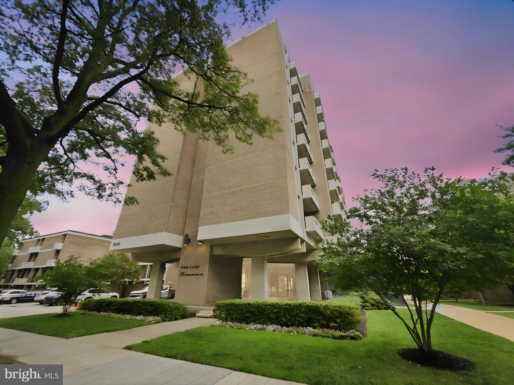 1245 4TH STREET SW Unit: E301