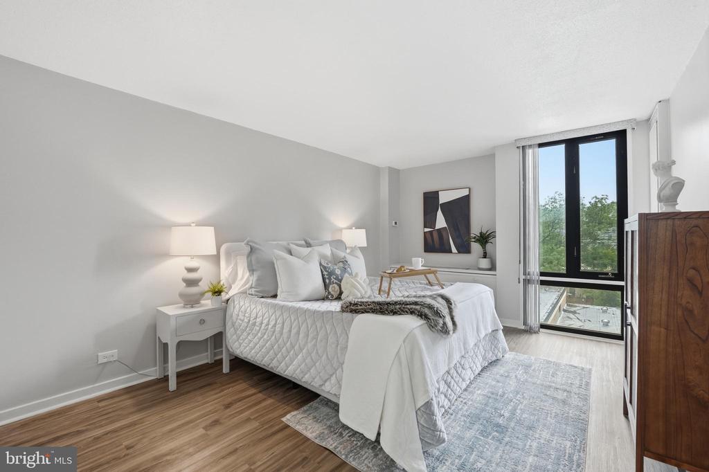 1245 4TH STREET SW Unit: E301