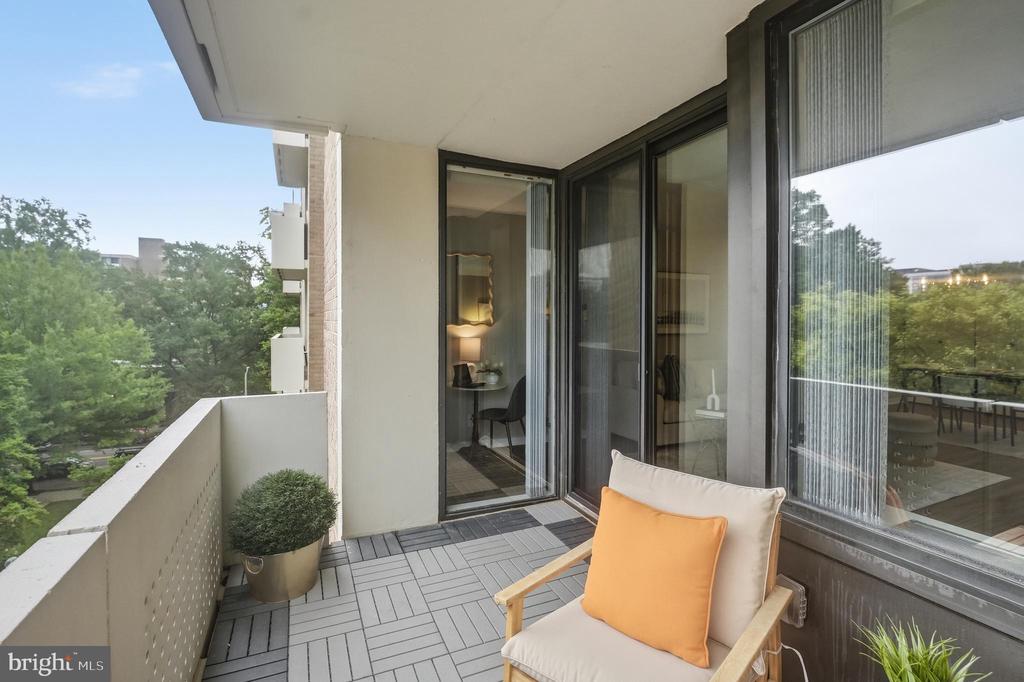1245 4TH STREET SW Unit: E301
