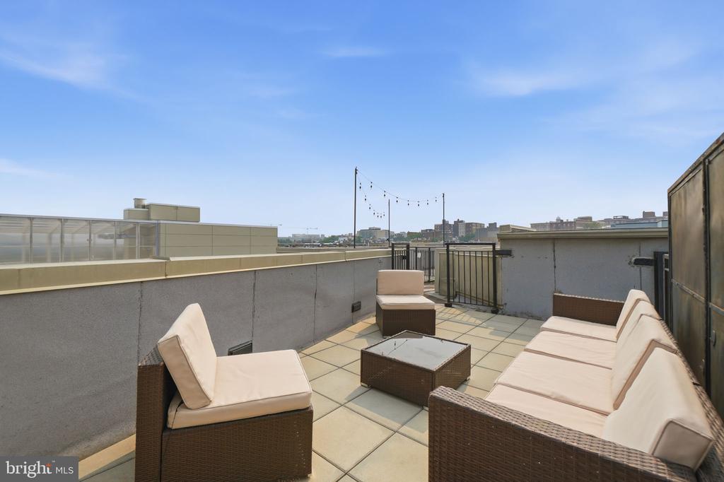 2426 ONTARIO ROAD NW Unit: 401