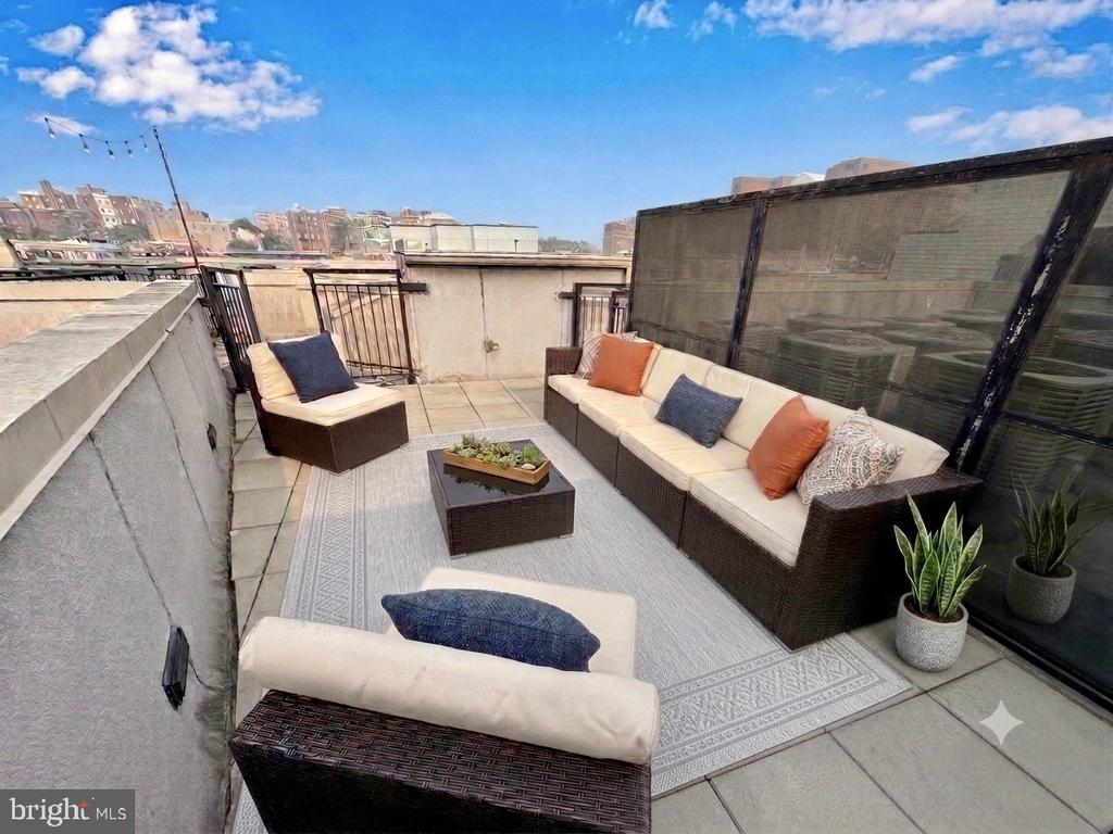 2426 ONTARIO ROAD NW Unit: 401