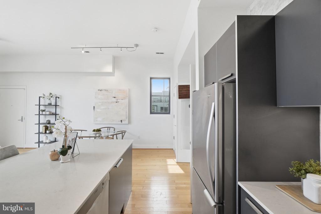 2426 ONTARIO ROAD NW Unit: 401