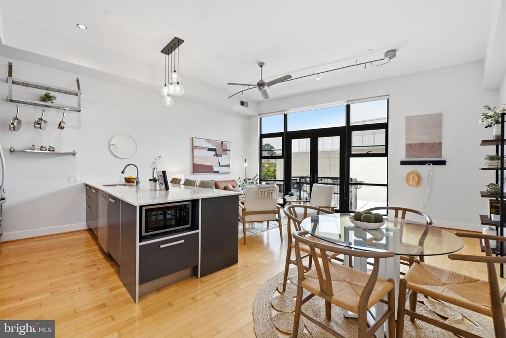 2426 ONTARIO ROAD NW Unit: 401