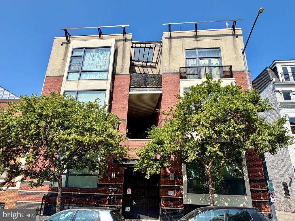 2426 ONTARIO ROAD NW Unit: 401