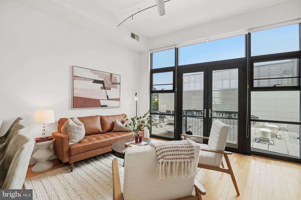 2426 ONTARIO ROAD NW Unit: 401