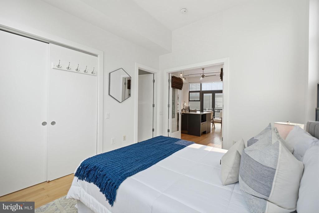 2426 ONTARIO ROAD NW Unit: 401