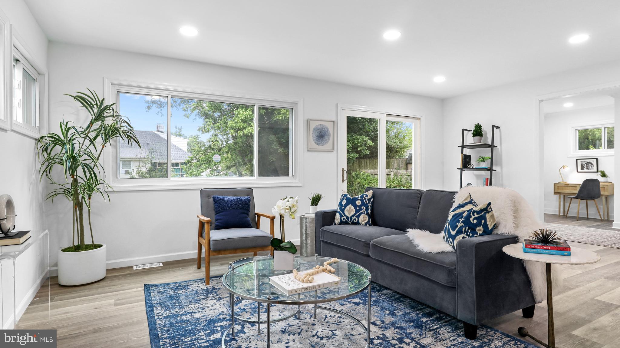1707 GRANDIN AVENUE