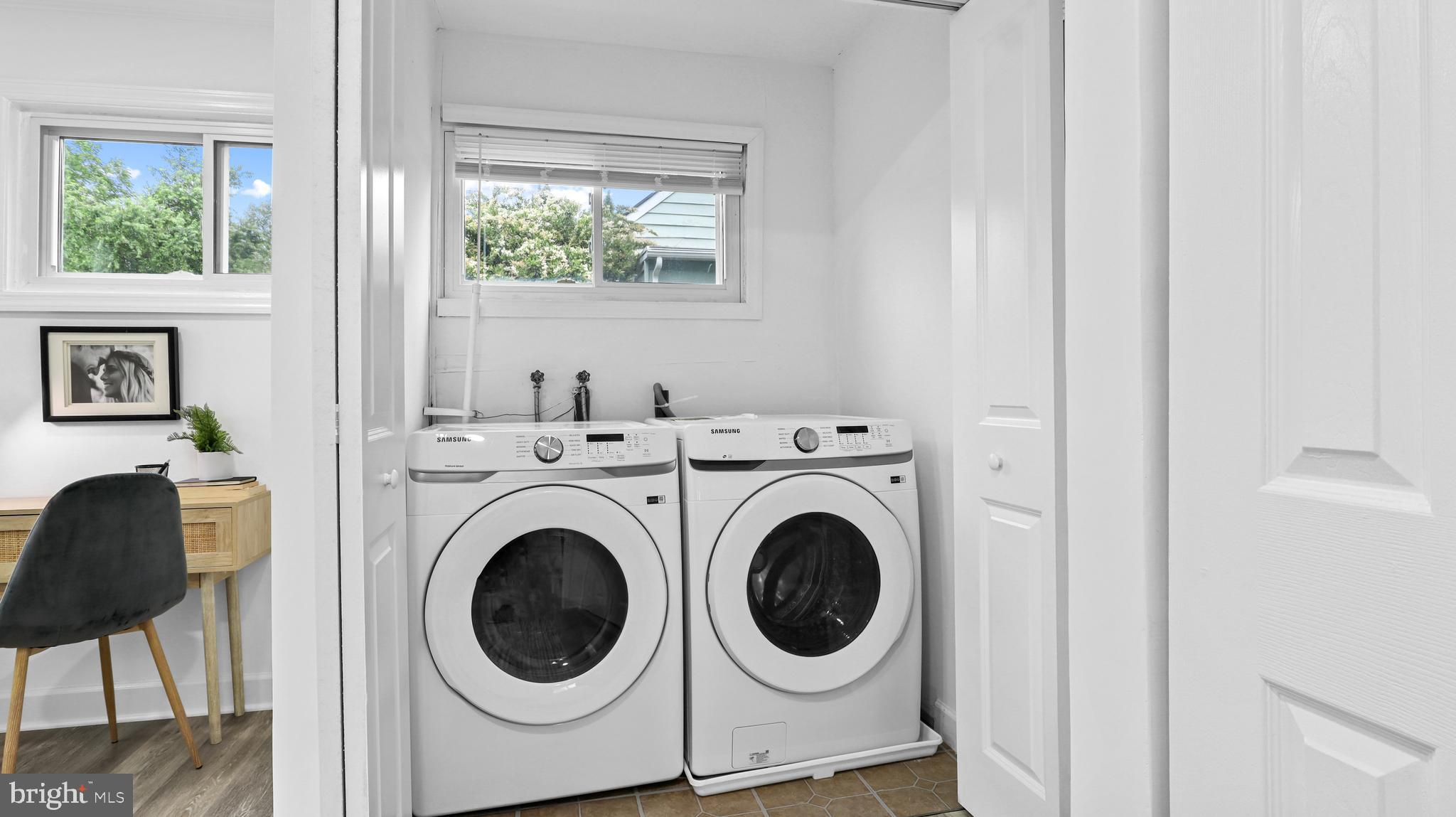 1707 GRANDIN AVENUE