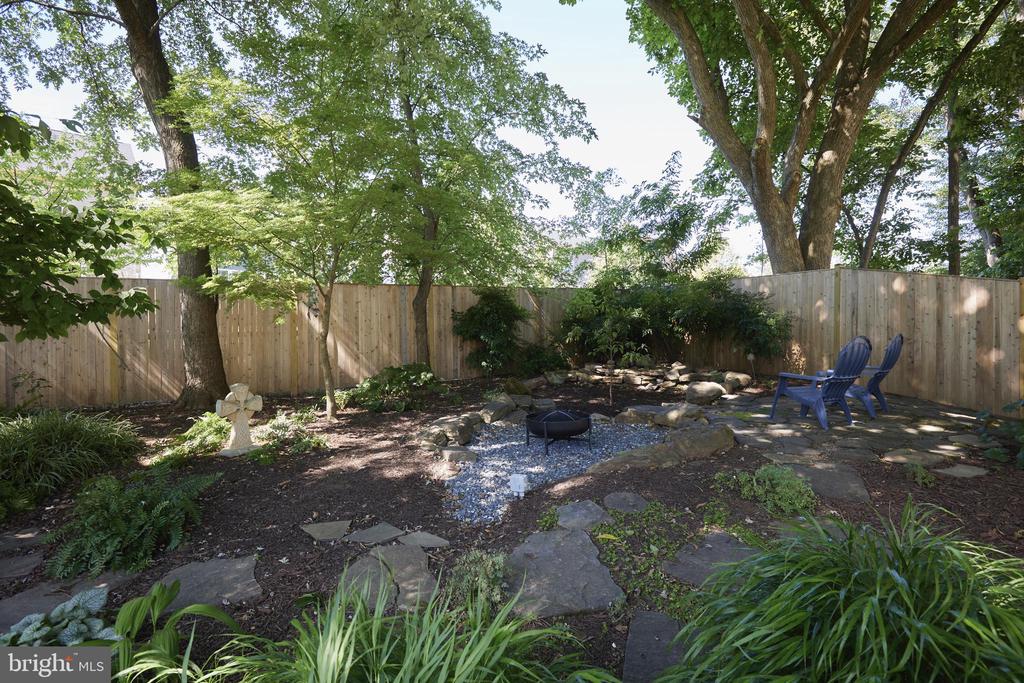 12204 MCDONALD CHAPEL DRIVE