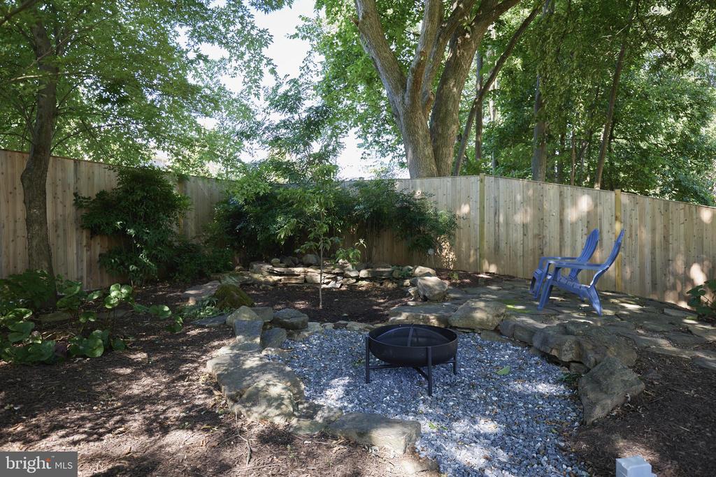 12204 MCDONALD CHAPEL DRIVE