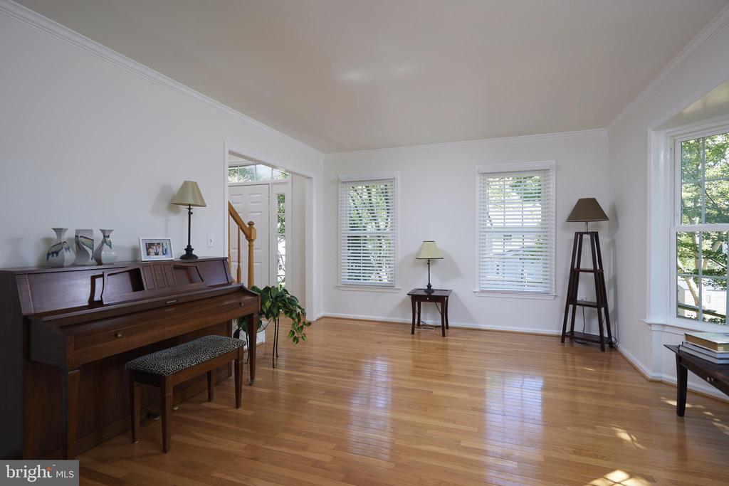 12204 MCDONALD CHAPEL DRIVE