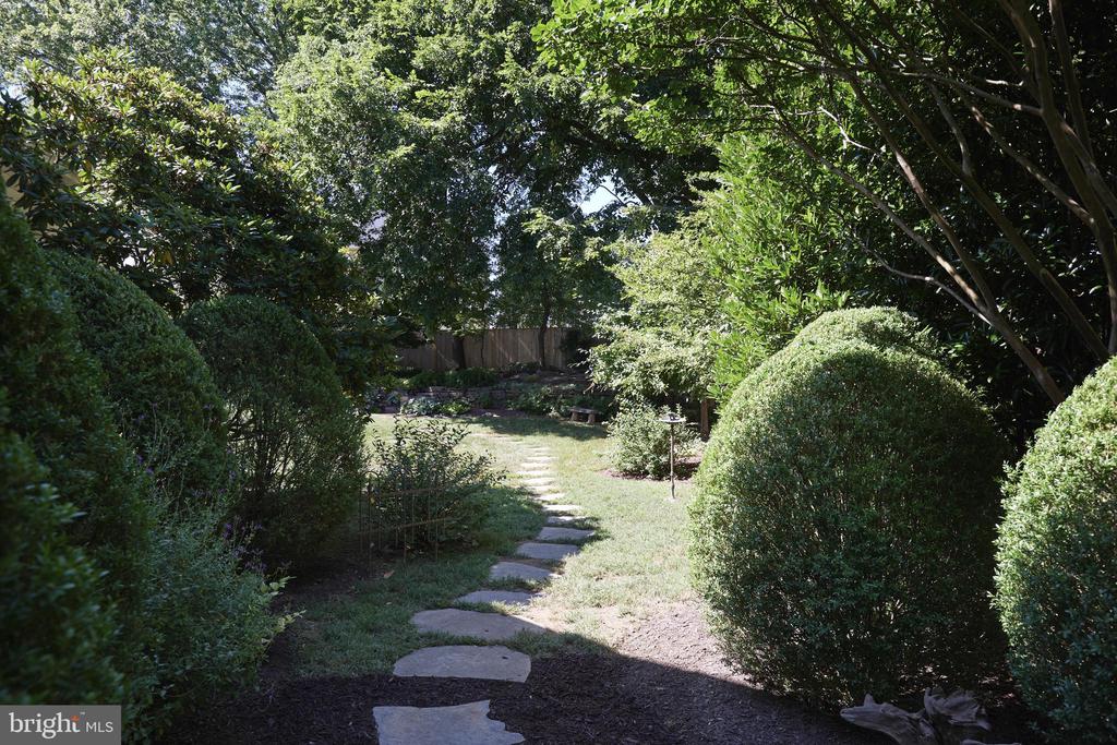 12204 MCDONALD CHAPEL DRIVE