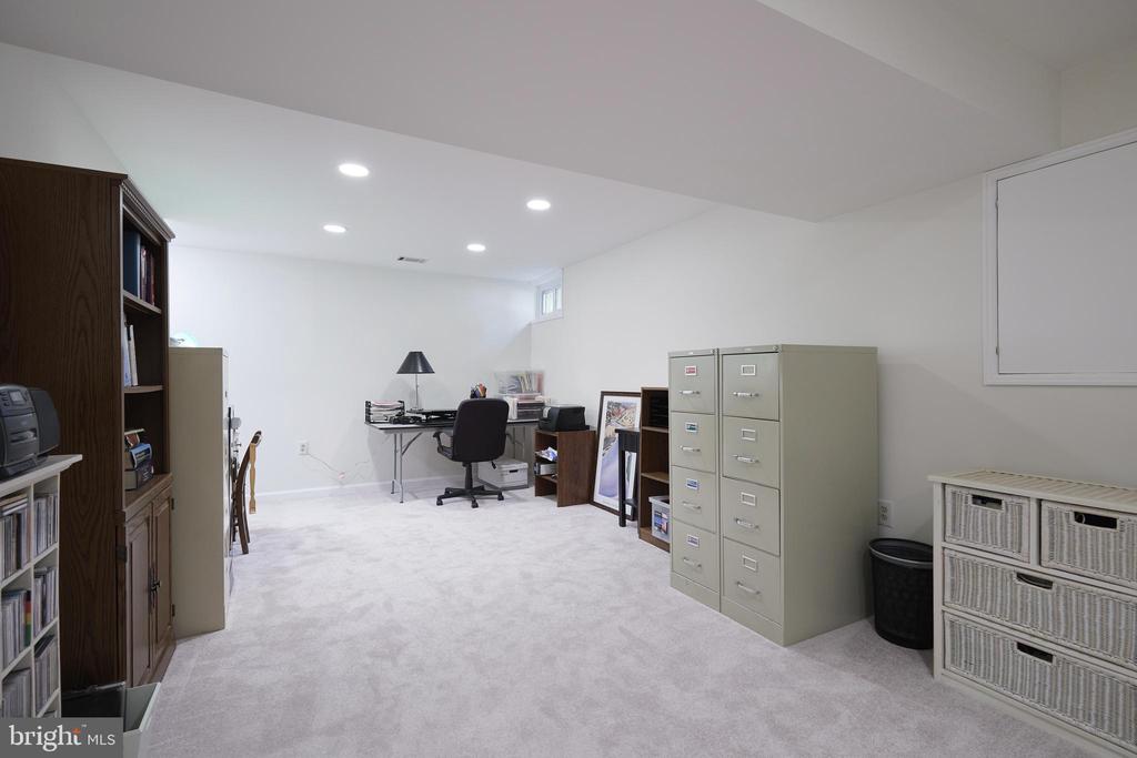 12204 MCDONALD CHAPEL DRIVE