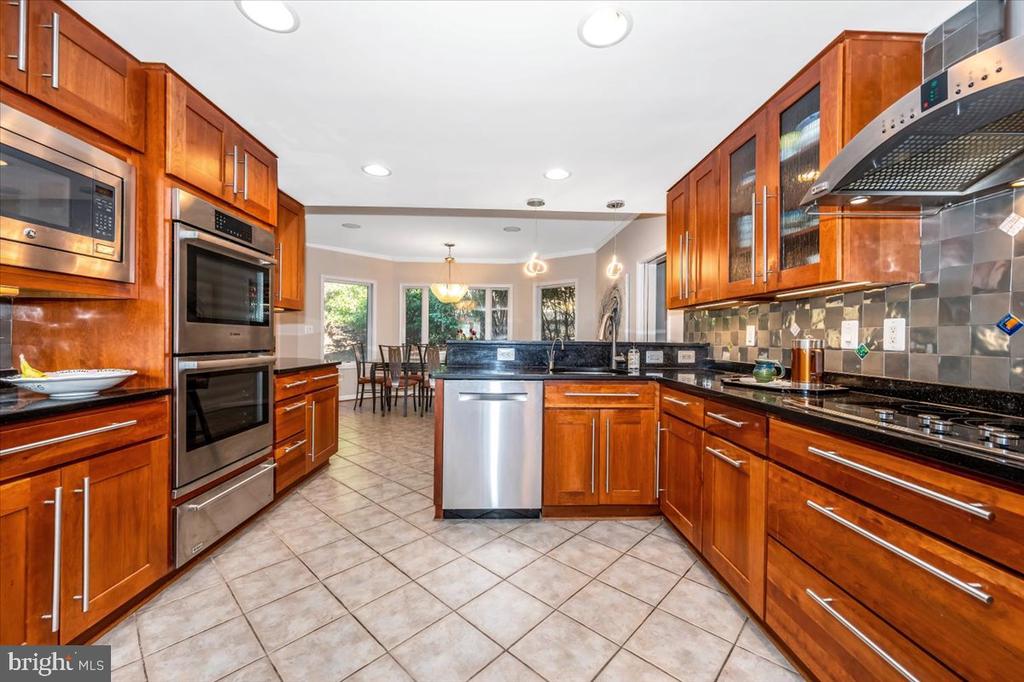 2 DUNCAN BRANCH CT