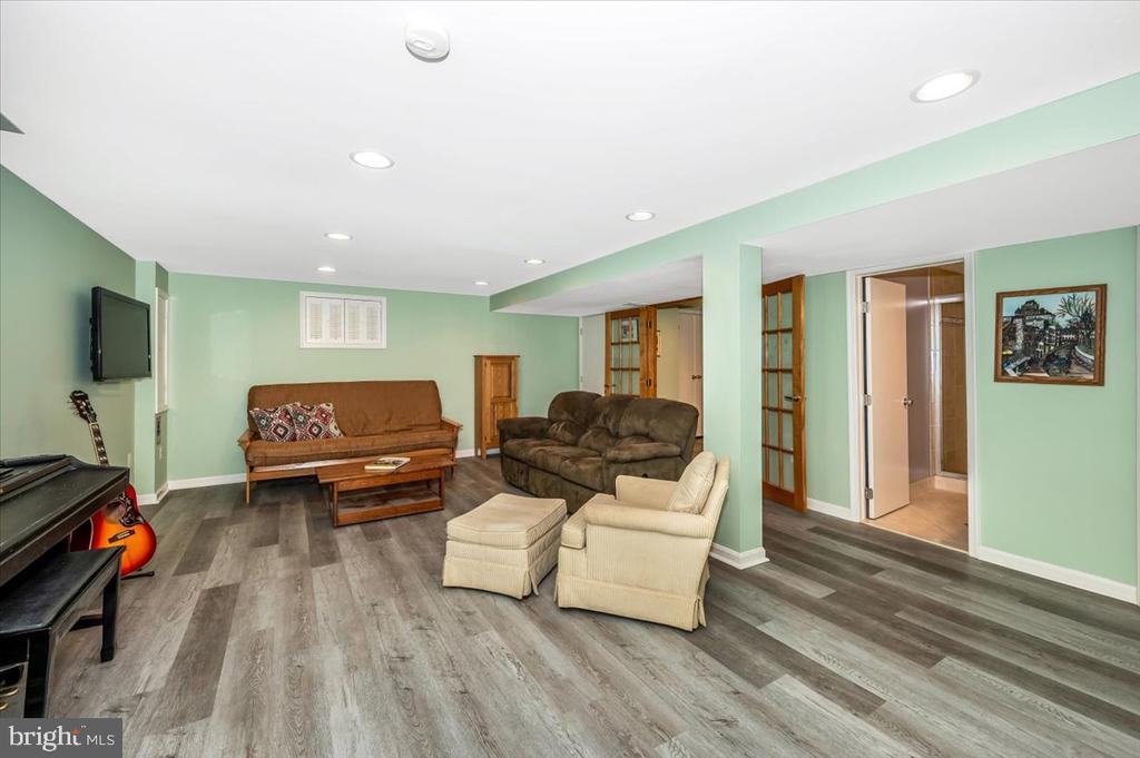 2 DUNCAN BRANCH CT