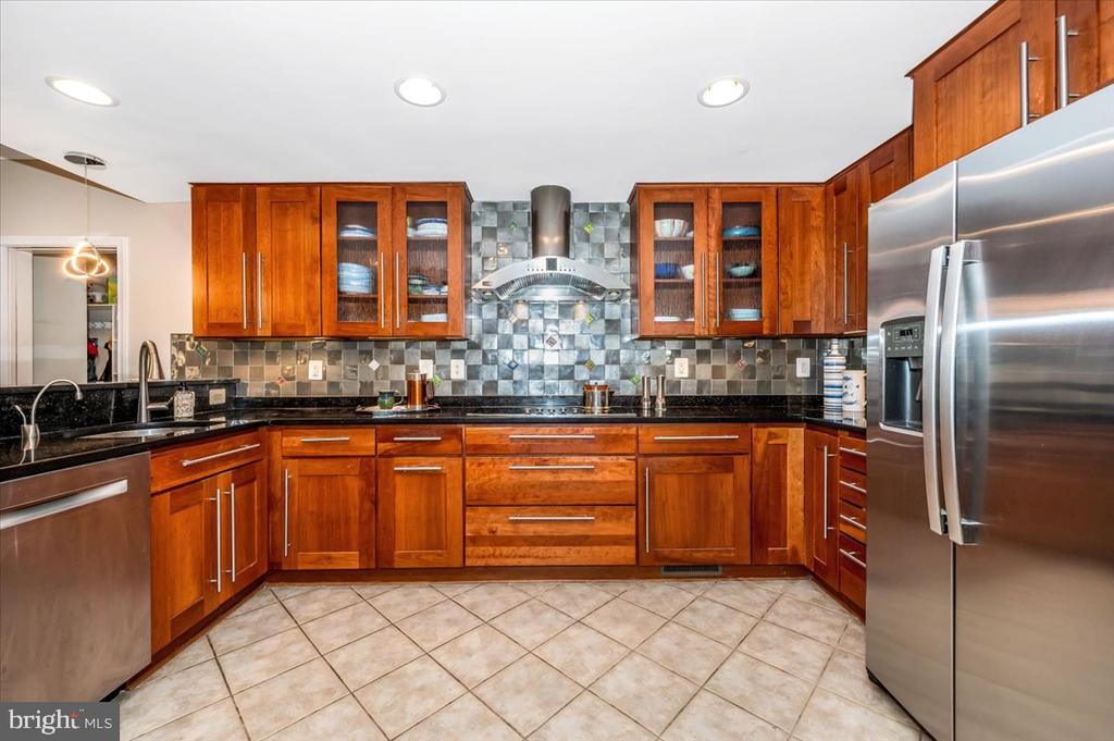 2 DUNCAN BRANCH CT