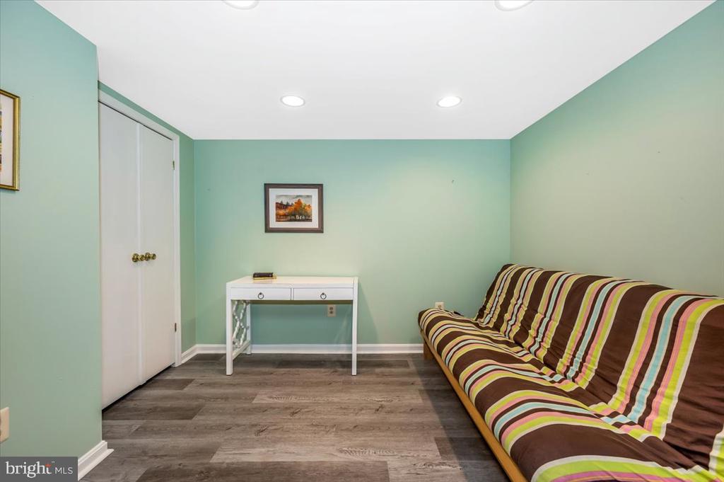 2 DUNCAN BRANCH CT
