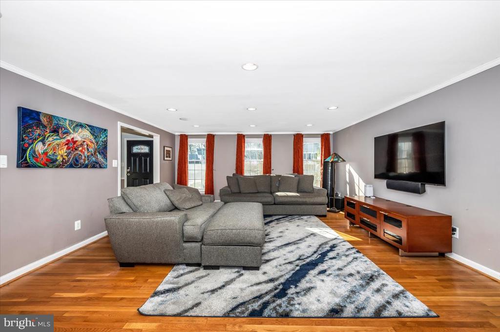 2 DUNCAN BRANCH CT