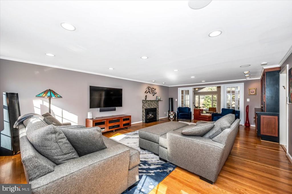 2 DUNCAN BRANCH CT