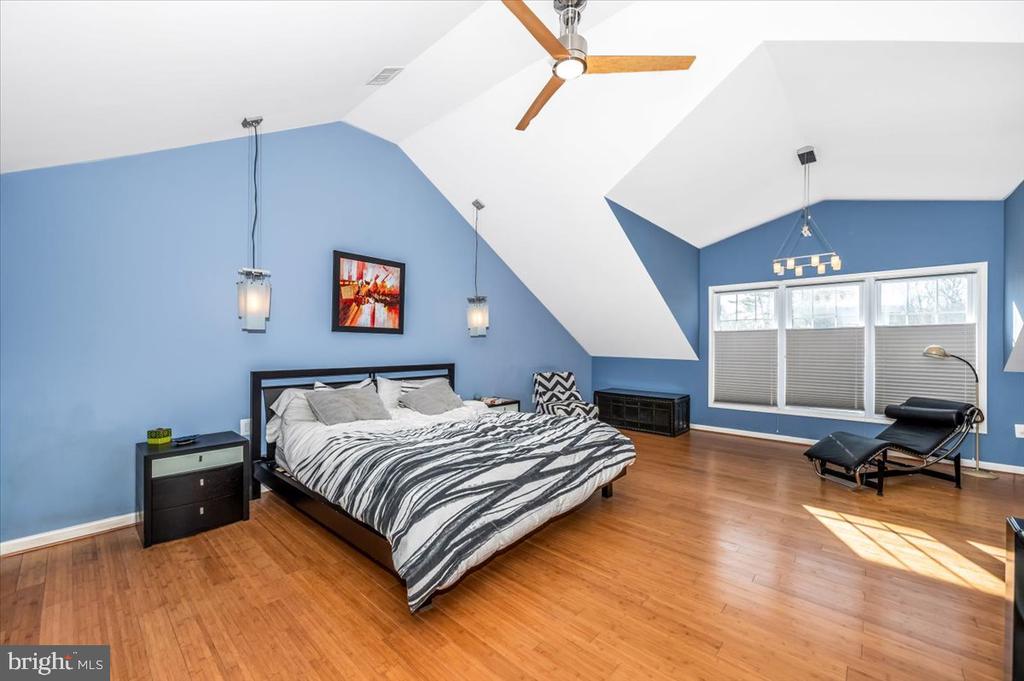 2 DUNCAN BRANCH CT